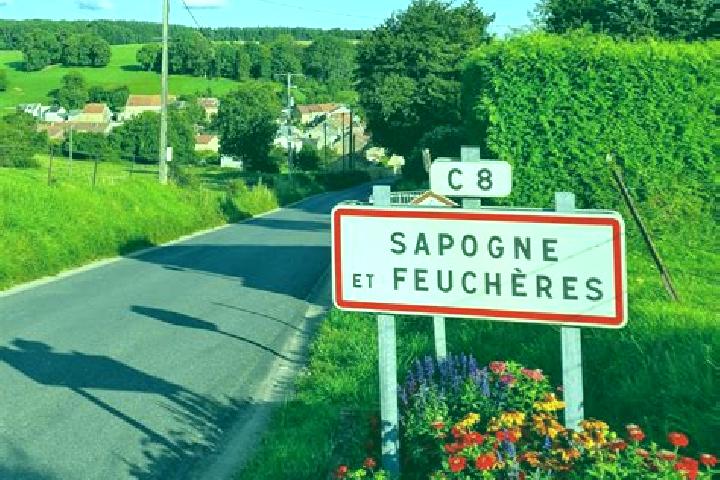 Quinn, 25 — Escort in Sapogne-et-Feucheres, France