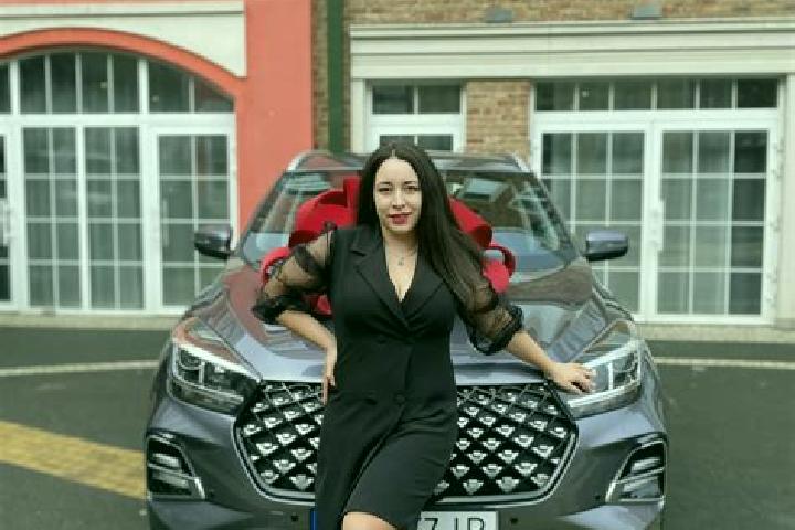 Quinn, 25 — Escort in Zavallya, Ukraine