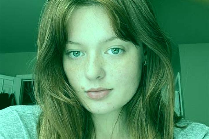 Quinn, 26, a auburn grey-eyed mediterranean companion based in Bezmerov. Offering Duos, OWO, CIM. Available for incall and outcall, day and evening dates.