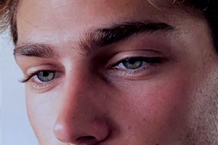 Quinn, 26, a brunette brown-eyed caucasian companion based in Cornaiano. Offering Girlfriend Experience, Erotic Massage, Travel Companion, Couples. Available...