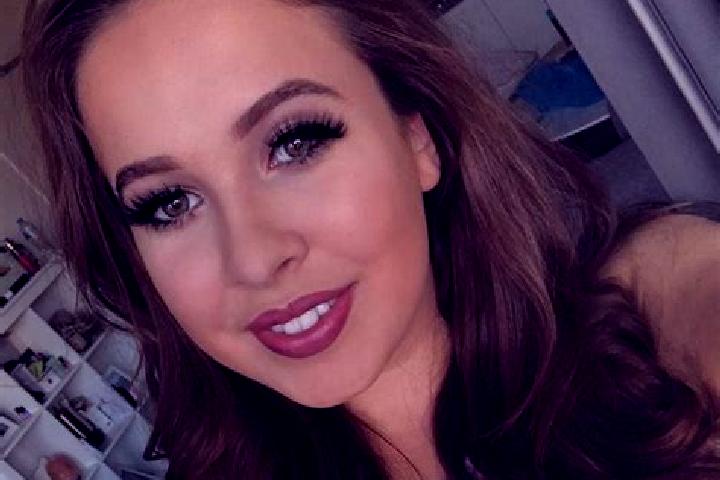 Quinn, 26, a brunette green-eyed slavic companion based in Amate Amarillo. Offering Roleplay, Overnight, Tantra, Couples, Fetish. Available for incall and ou...