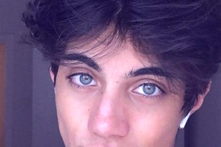 Quinn, 26, a chestnut green-eyed caucasian companion based in Bivio di Capanelle. Offering Party Girl, 69, BDSM. Available for incall and outcall, overnight ...