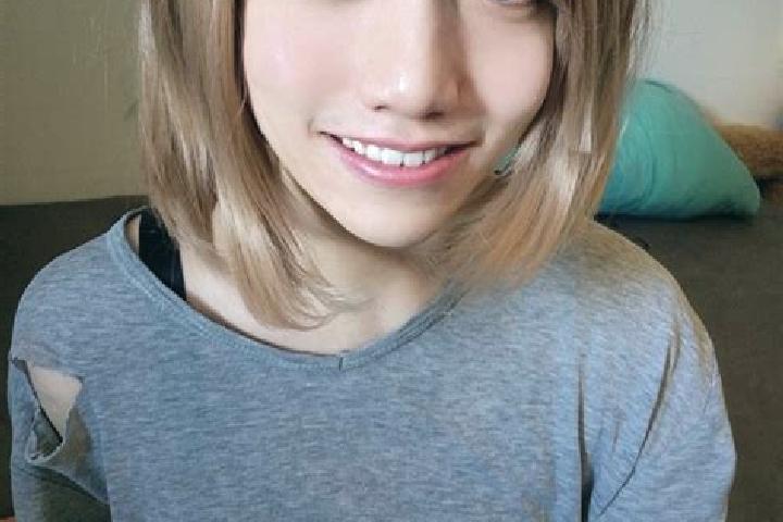 Quinn, 26, a platinum blonde brown-eyed asian companion based in Hammoor. Offering Striptease, OWO, Party Girl, Erotic Massage, Prostate Massage. Available f...