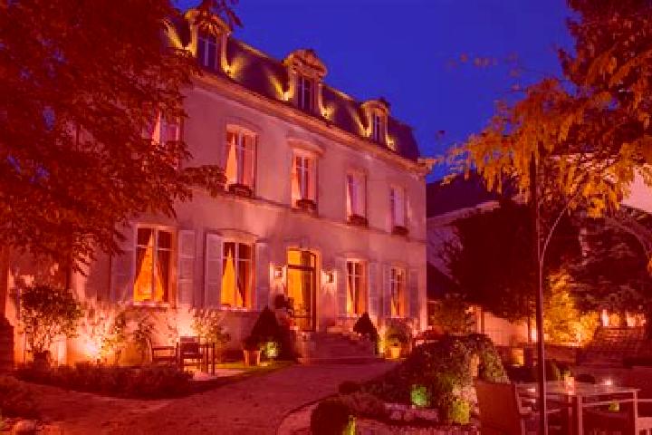 Quinn, 26 — Escort in Beaune, France