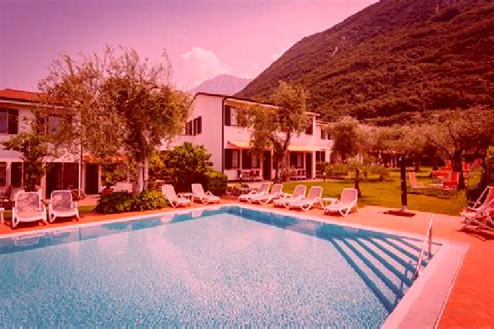 Quinn, 26 — Escort in Pilzone, Italy