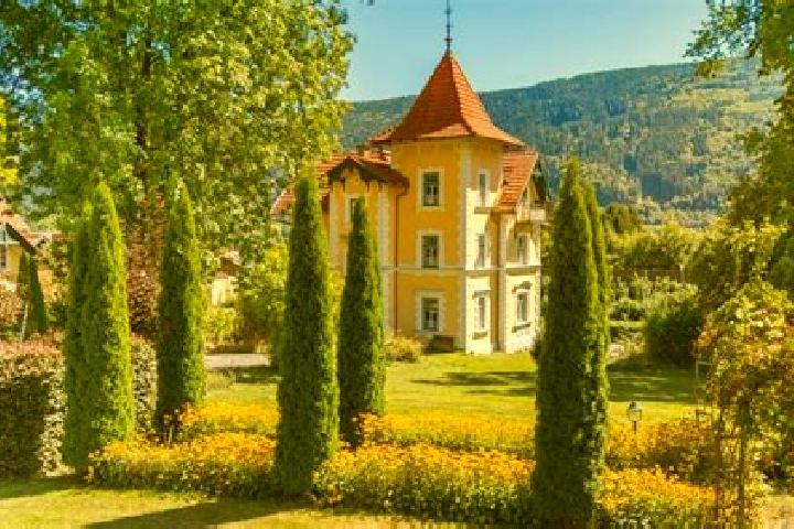 Quinn, 26 — Escort in Steindorf, Austria