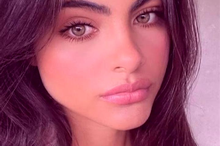 Quinn, 27, a black green-eyed european companion based in Wola Radziszowska. Offering Couples, Massage, Dinner Date. Available for incall and outcall, day an...