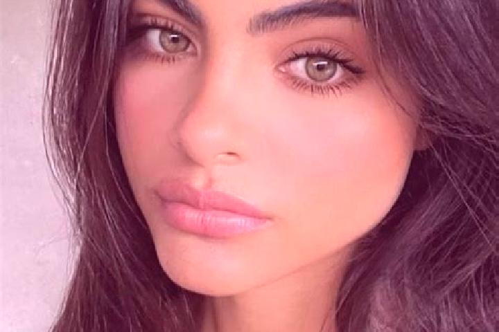 Quinn, 27, a black hazel-eyed middle eastern companion based in Bisaccia Nuova. Offering Fetish, BDSM. Available for incall and outcall, overnight bookings a...