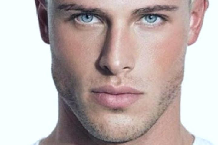 Quinn, 27, a blonde grey-eyed caucasian companion based in Vigardolo. Offering Prostate Massage, Deep French Kissing, Couples, Duos, Erotic Massage. Availabl...