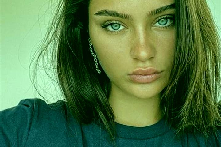 Quinn, 27, a brunette blue-eyed slavic companion based in Villaries. Offering Party Girl, Tantra, Couples, Erotic Massage. Available for incall and outcall, ...