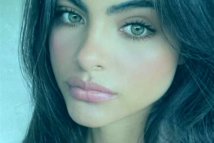 Quinn, 27, a brunette green-eyed latina companion based in Ciceu. Offering Couples, 69, Party Girl, Overnight. Available for incall and outcall, overnight bo...