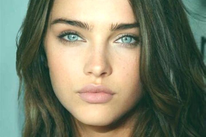 Quinn, 27, a brunette grey-eyed mediterranean companion based in Dasi. Offering Party Girl, Deep French Kissing, OWO, GFE. Available for incall and outcall, ...