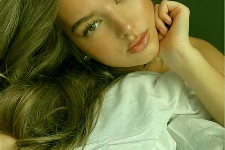 Quinn, 27, a chestnut hazel-eyed european companion based in Mtsangadoua. Offering Party Girl, Tantra, Striptease. Available for incall and outcall, day and ...