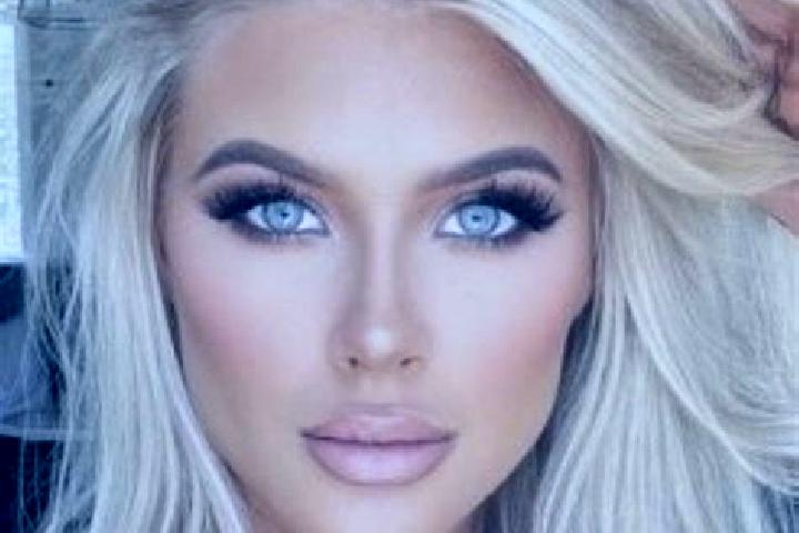Quinn, 27, a platinum blonde hazel-eyed asian companion based in Izbica. Offering GFE, Domination, Travel Companion, Erotic Massage, Couples. Available for i...