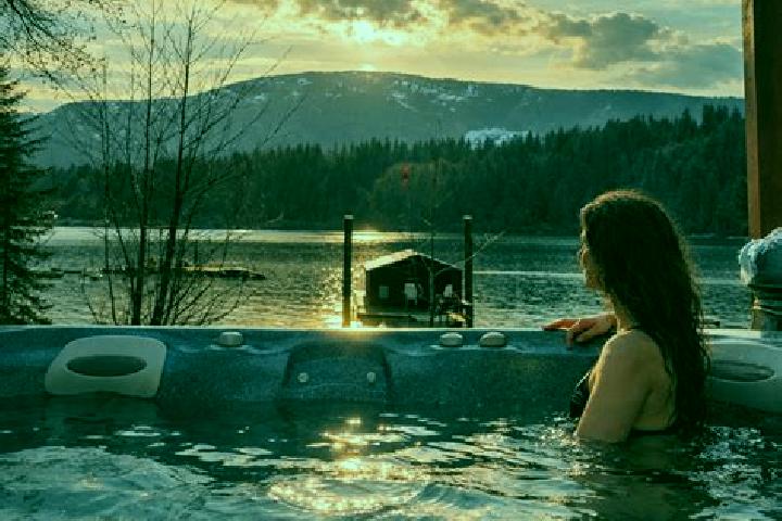 Quinn, 27 — Escort in Honeymoon Bay, Canada