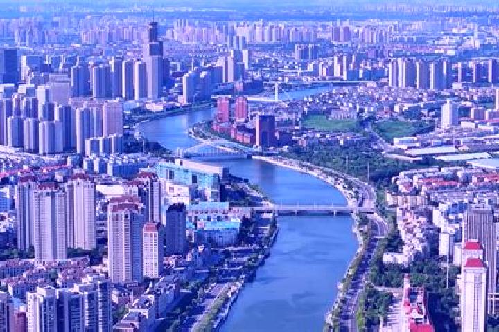 Quinn, 27 — Escort in Panshan, China