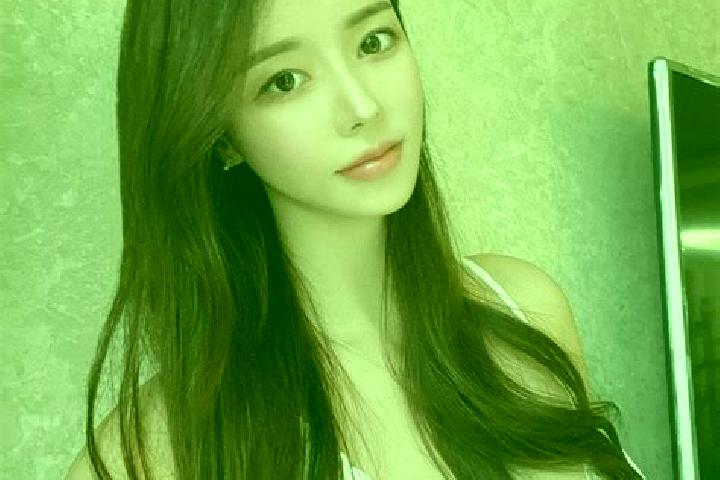 Quinn, 27 — Escort in Tongshanjie, China