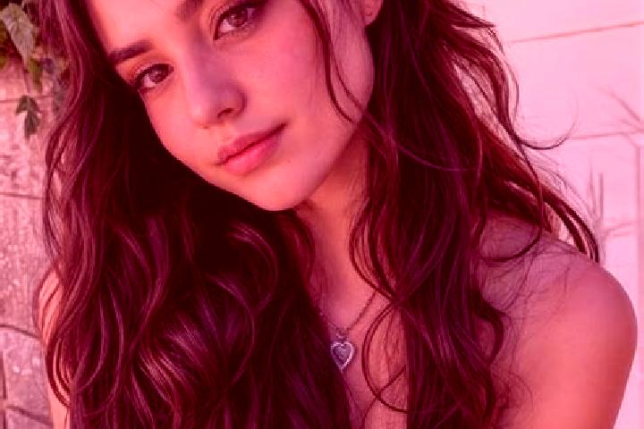 Quinn, 28, a auburn amber-eyed indian companion based in Damavand. Offering Massage, Erotic Massage, Party Girl. Available for incall and outcall, overnight ...