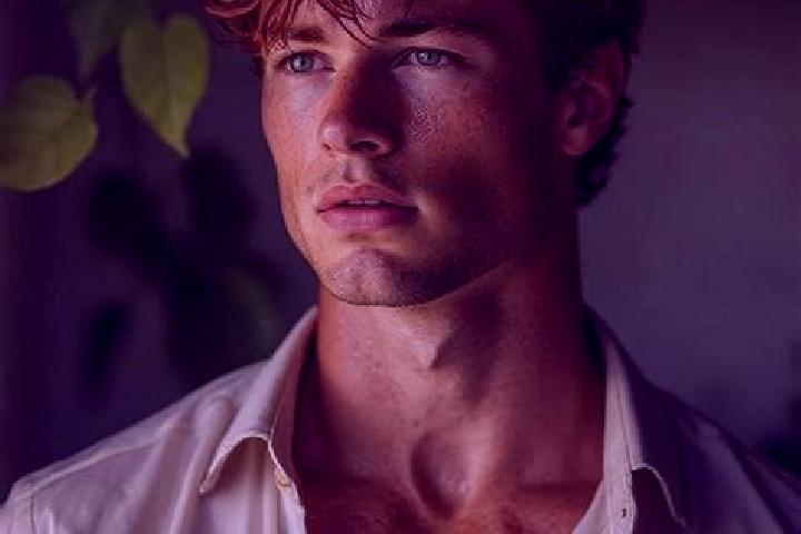 Quinn, 28, a auburn green-eyed mediterranean companion based in Clairoix. Offering Tantra, CIM, Duos, A-Level, 69. Available for incall and outcall, day and ...