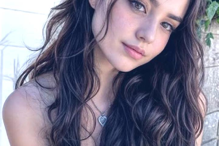 Quinn, 28, a auburn hazel-eyed caribbean companion based in Shuidao. Offering Couples, Deep French Kissing, Striptease, CIM. Available for incall and outcall...