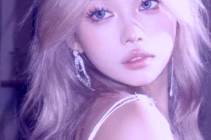 Quinn, 28, a blonde amber-eyed asian companion based in Urazovka. Offering Girlfriend Experience, Fetish, Party Girl, 69, Duos. Available for incall and outc...