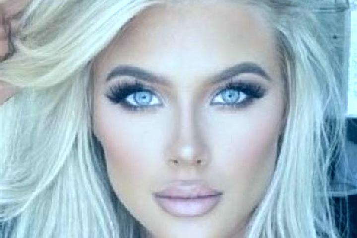 Quinn, 28, a blonde hazel-eyed ebony companion based in Latimer. Offering Domination, Massage, Travel Companion, A-Level. Available for incall and outcall, d...