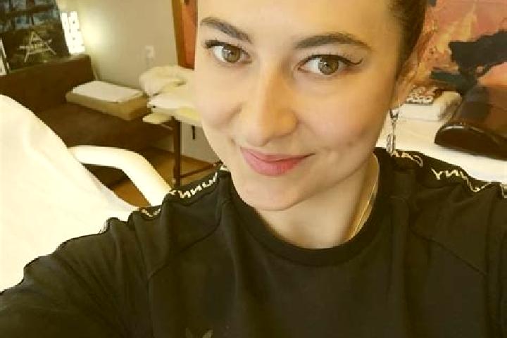 Quinn, 28, a brunette amber-eyed middle eastern companion based in San Giorgio in Bosco. Offering BDSM, Duos, OWO, Erotic Massage. Available for incall and o...
