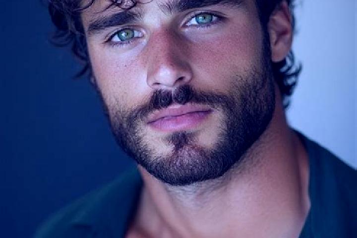 Quinn, 28, a brunette green-eyed mixed companion based in Montongtebolak. Offering Duos, Striptease, Tantra, BDSM. Available for incall and outcall, overnigh...