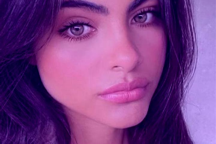 Quinn, 28, a brunette hazel-eyed ebony companion based in Balcikhisar. Offering Erotic Massage, Deep French Kissing, Overnight, 69, Duos. Available for incal...