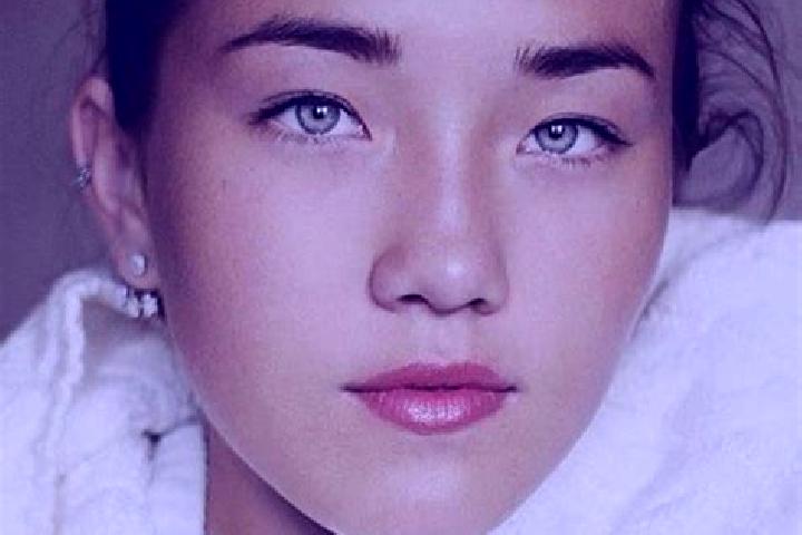 Quinn, 28, a chestnut grey-eyed caucasian companion based in Rumst. Offering Massage, Fetish, Striptease, Party Girl. Available for incall and outcall, overn...