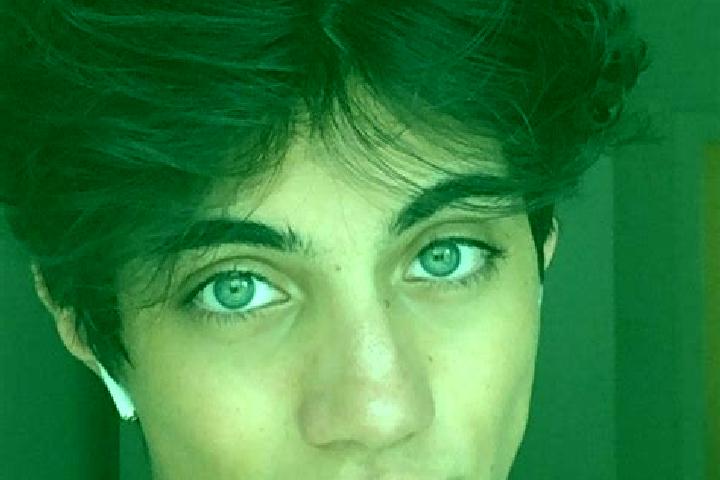 Quinn, 28, a chestnut grey-eyed caucasian companion based in Samtse. Offering OWO, BDSM, Couples. Available for incall and outcall, day and evening dates.
