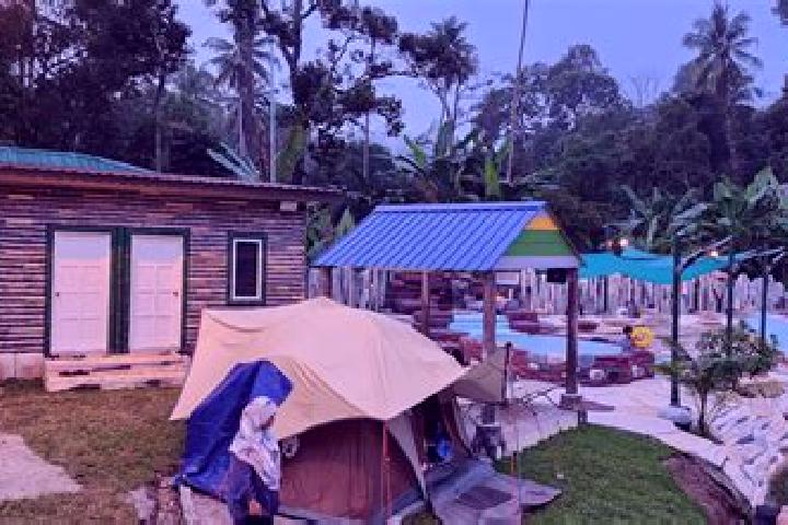 Quinn, 28 — Escort in Mahang, Malaysia