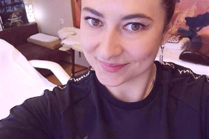 Quinn, 29, a brunette dark-eyed ebony companion based in Anguillara Sabazia. Offering Prostate Massage, GFE, Dinner Date. Available for incall and outcall, o...