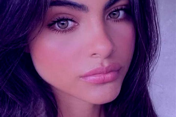 Quinn, 29, a brunette green-eyed middle eastern companion based in Bonnard. Offering Striptease, Fetish, Dinner Date. Available for incall and outcall, overn...
