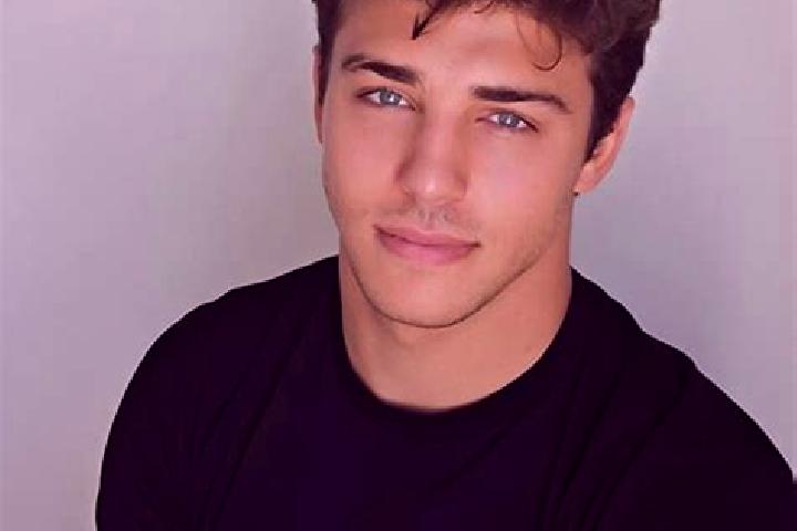 Quinn, 29, a brunette green-eyed slavic companion based in Dorogomilovo. Offering A-Level, CIM, BDSM. Available for incall and outcall, day and evening dates.