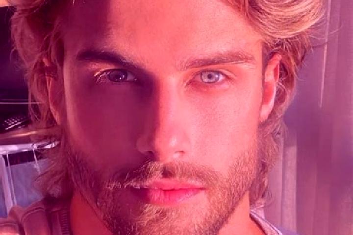 Quinn, 29, a dark blonde blue-eyed middle eastern companion based in Dorzano. Offering Striptease, Travel Companion, GFE. Available for incall and outcall, o...