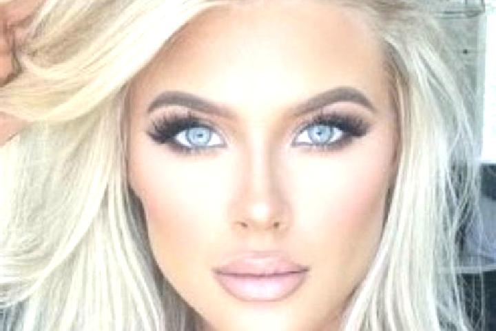 Quinn, 29, a platinum blonde brown-eyed mediterranean companion based in Monte-Carlo. Offering Prostate Massage, CIM, Roleplay, BDSM. Available for incall an...