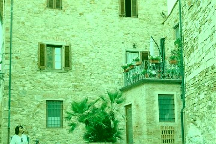 Quinn, 29 — Escort in Monteverdi Marittimo, Italy