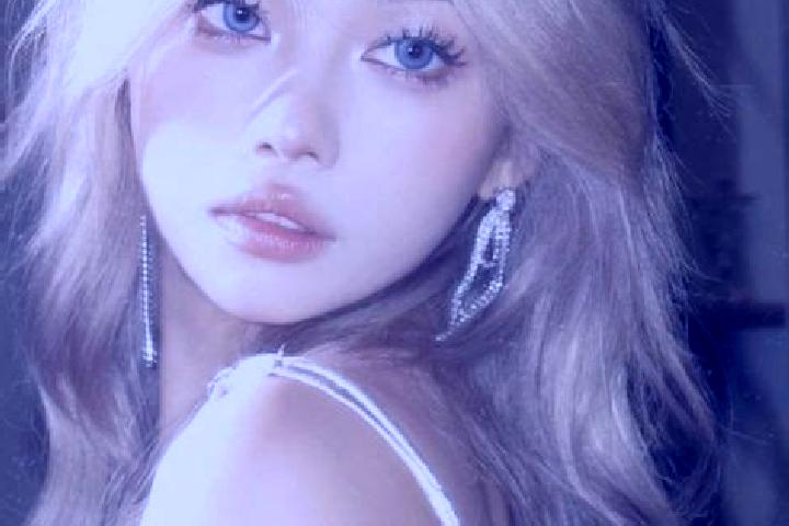Quinn, 30, a blonde dark-eyed asian companion based in Prato Sesia. Offering GFE, BDSM, 69, Roleplay. Available for incall and outcall, overnight bookings av...