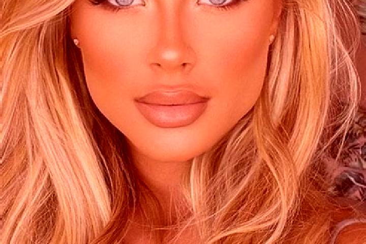 Quinn, 30, a blonde hazel-eyed latina companion based in Midrand. Offering BDSM, GFE, Fetish, Deep French Kissing. Available for incall and outcall, overnigh...