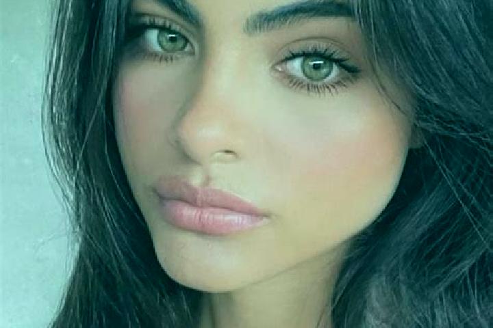 Quinn, 30, a brunette green-eyed asian companion based in Frufallan. Offering Dinner Date, Massage, Overnight. Available for incall and outcall, overnight bo...