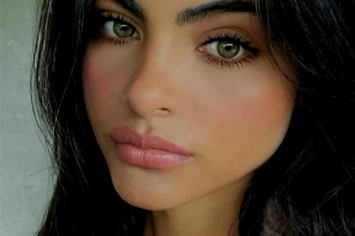 Quinn, 30, a brunette green-eyed caucasian companion based in Peterborough. Offering Duos, Tantra, Couples, CIM, Striptease. Available for incall and outcall...