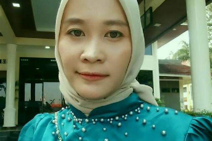 Quinn, 30 — Escort in Cikadu Wetan, Indonesia
