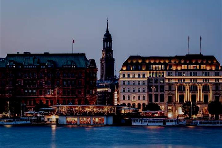 Quinn, 30 — Escort in Haelleforsnaes, Sweden
