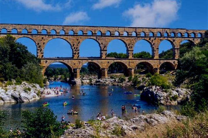 Quinn, 30 — Escort in Vers-Pont-du-Gard, France
