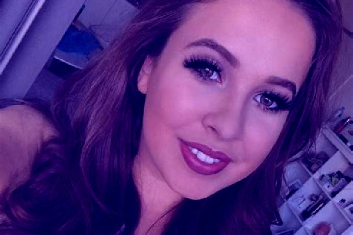 Quinn, 31, a brunette amber-eyed caucasian companion based in Oxley Vale. Offering Roleplay, Overnight, GFE, Striptease. Available for incall and outcall, da...