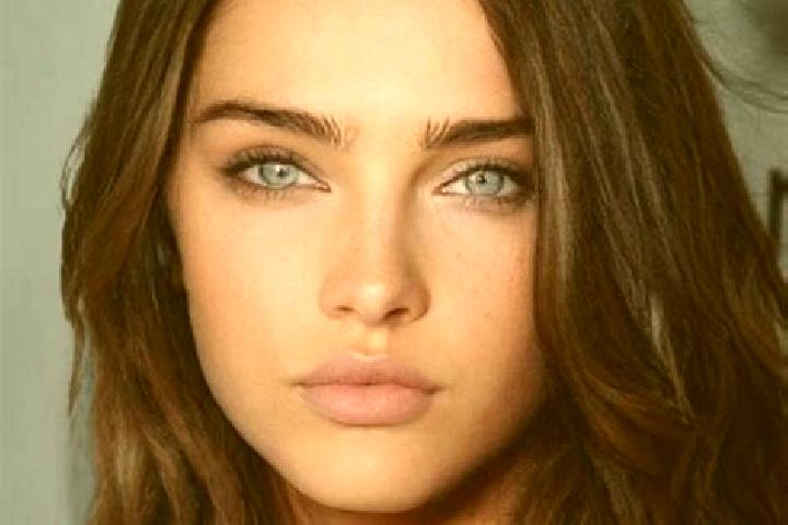 Quinn, 31, a brunette green-eyed caribbean companion based in Decan. Offering CIM, Deep French Kissing, Travel Companion. Available for incall and outcall, d...