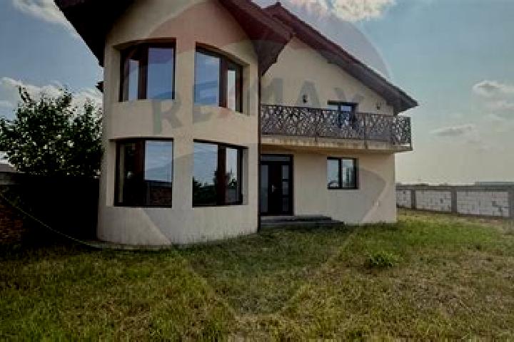 Quinn, 31 — Escort in Ghercesti, Romania