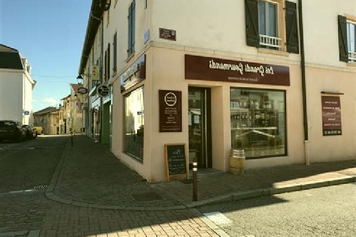 Quinn, 31 — Escort in Le Val-de-Gueblange, France