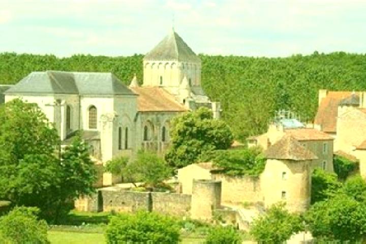 Quinn, 31 — Escort in Nouaille-Maupertuis, France